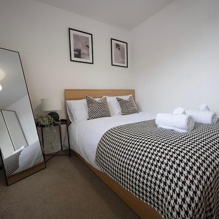 3-Bedroom Charming Central House Canterbury Eksteriør bilde