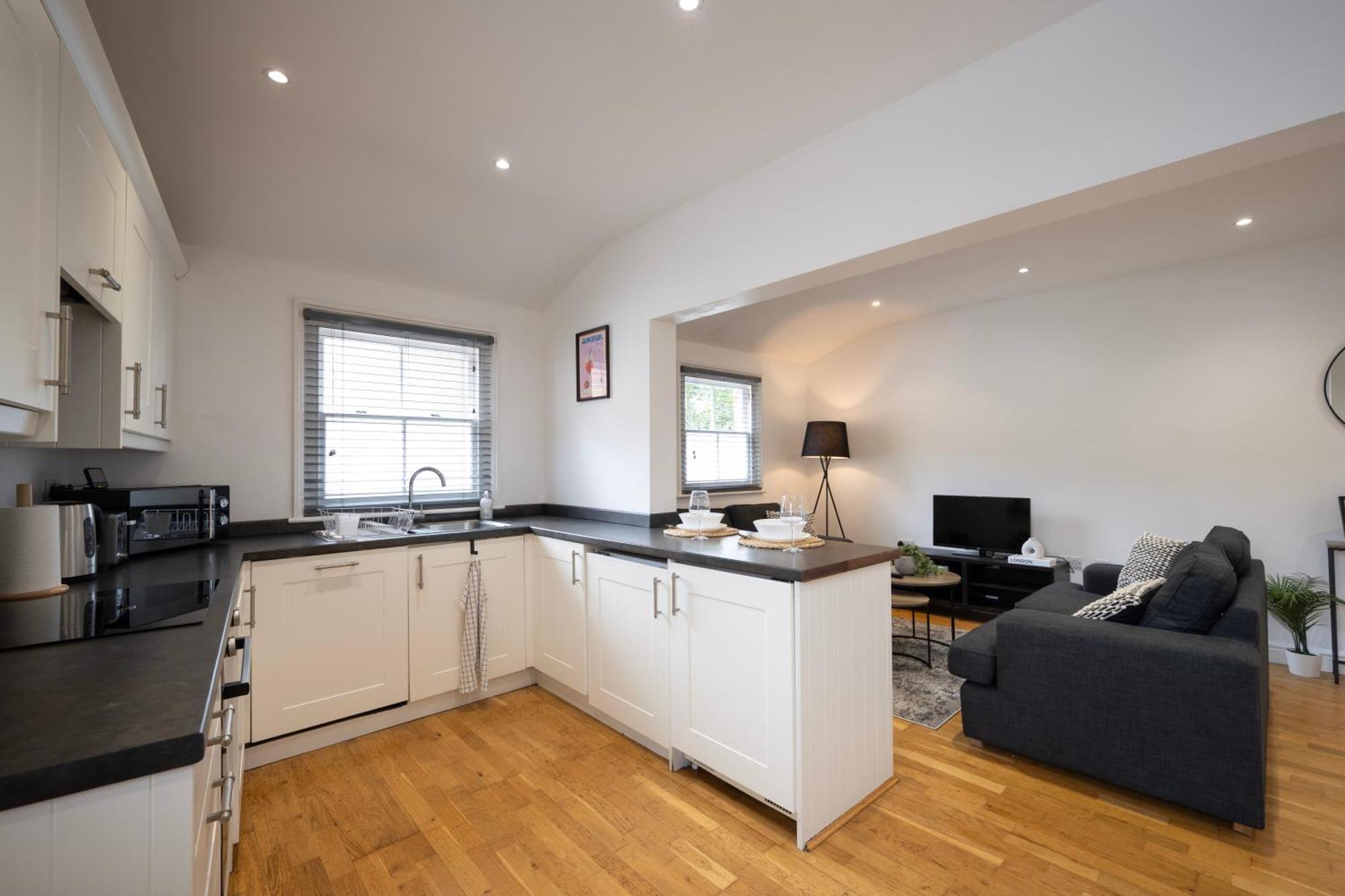 3-Bedroom Charming Central House Canterbury Eksteriør bilde