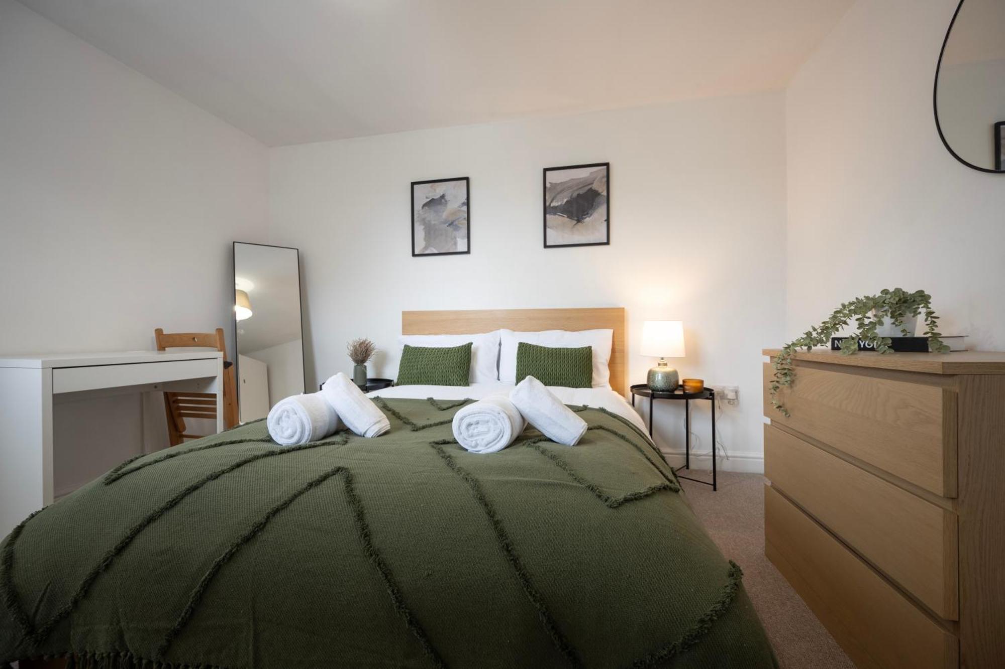3-Bedroom Charming Central House Canterbury Eksteriør bilde