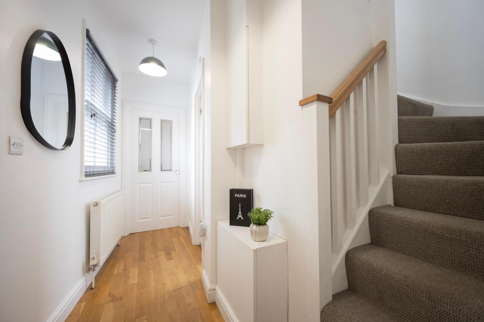 3-Bedroom Charming Central House Canterbury Eksteriør bilde